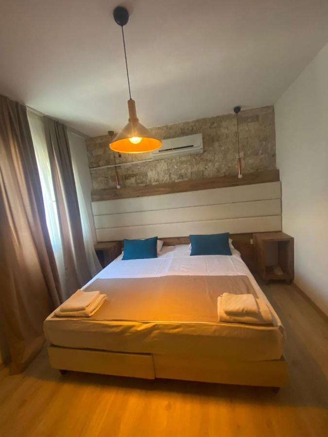 Cat Kapi Alacati Çeşme Luaran gambar